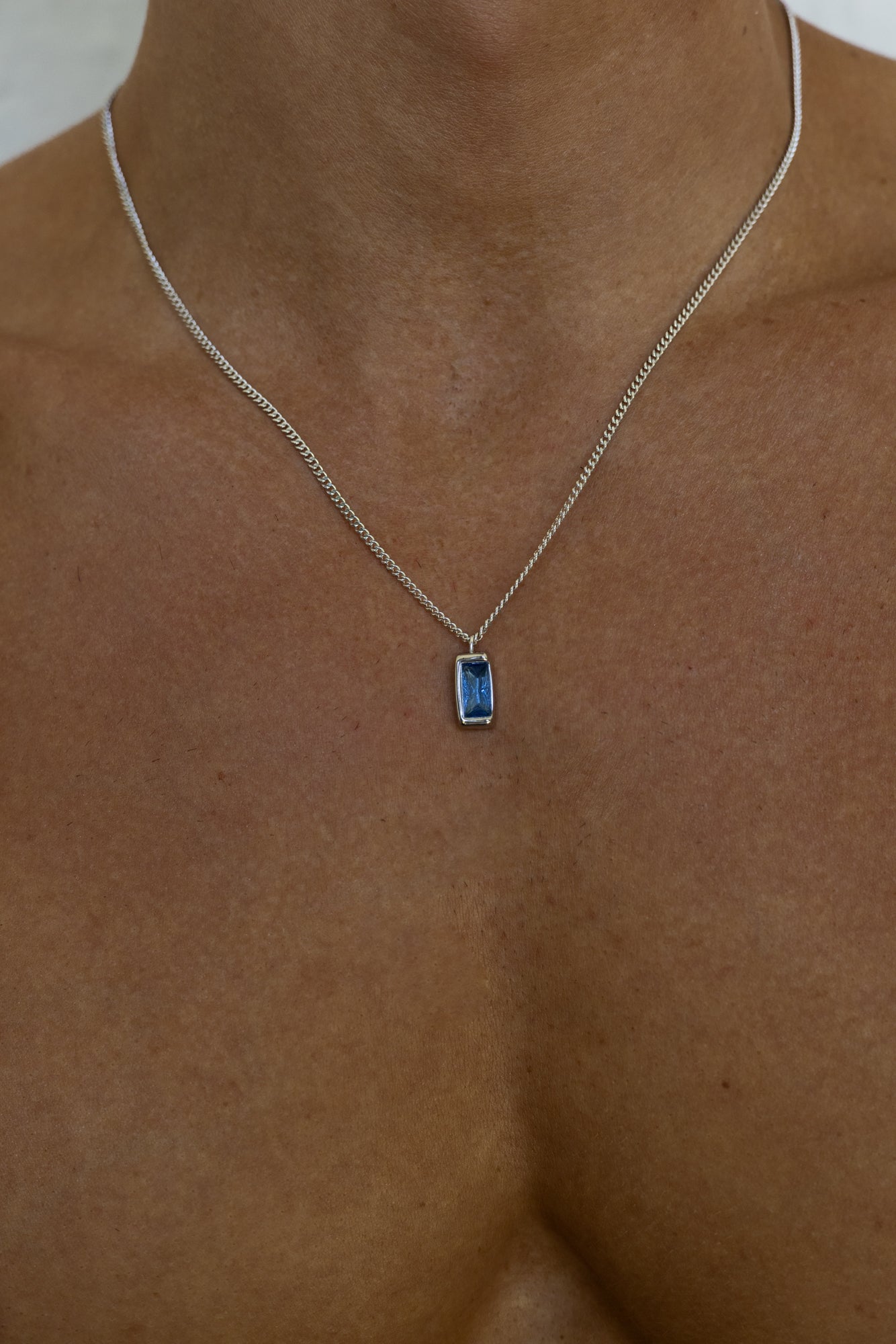 ATLAS NECKLACE