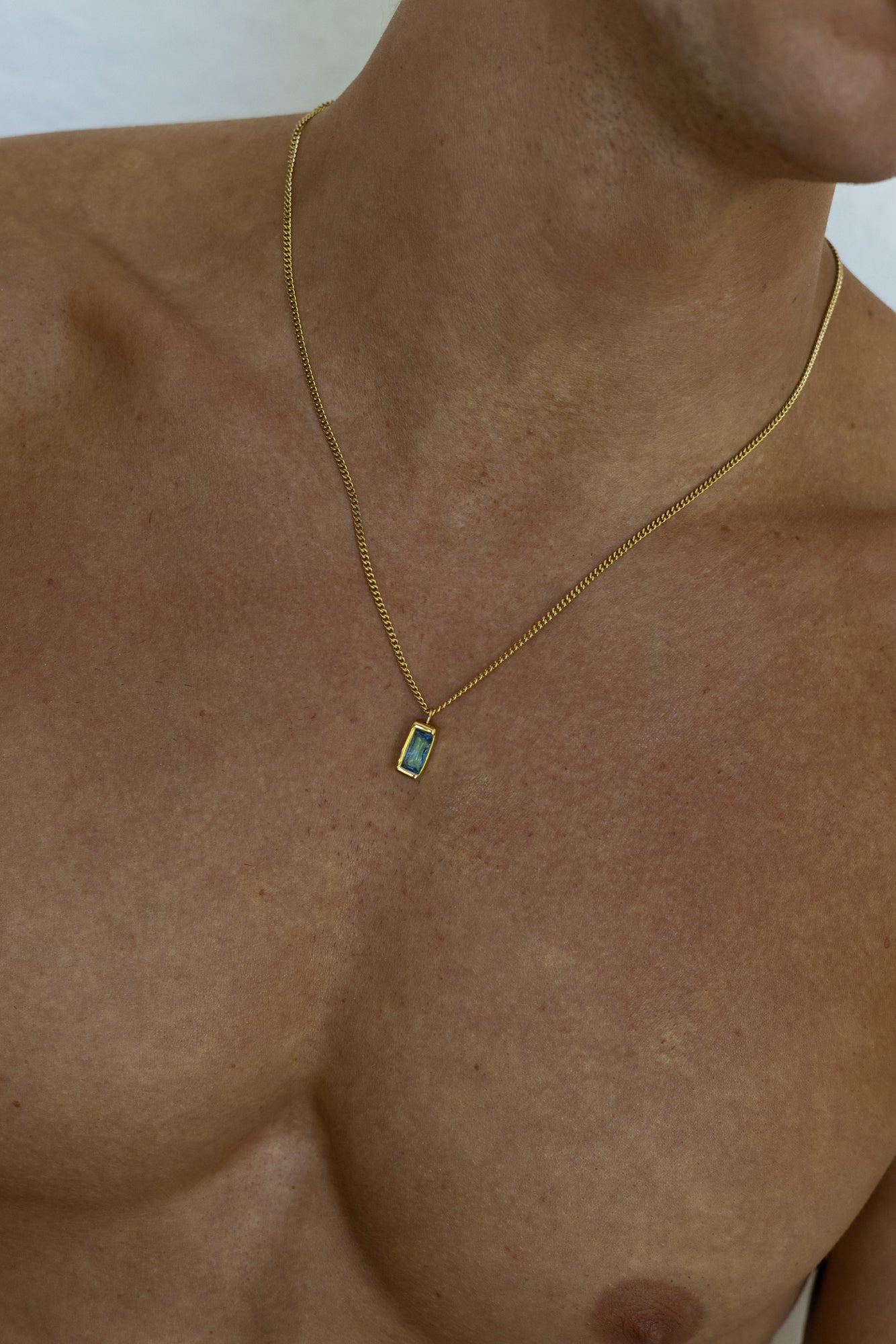 ATLAS NECKLACE