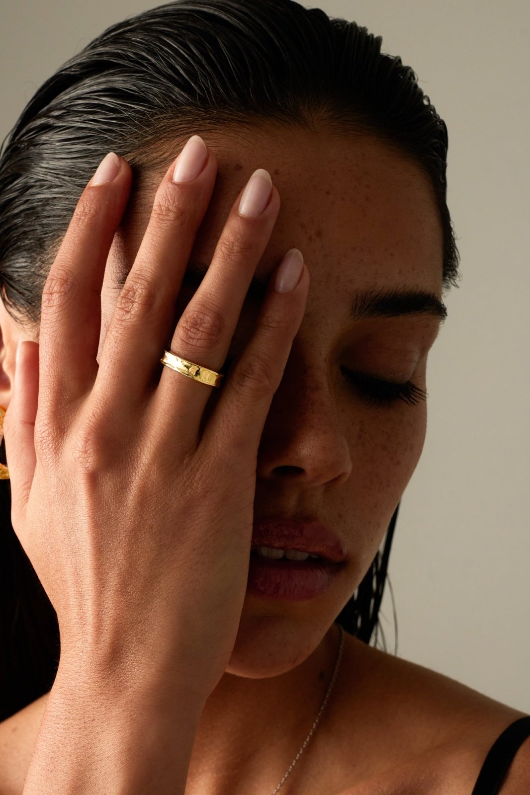 CORAL RING