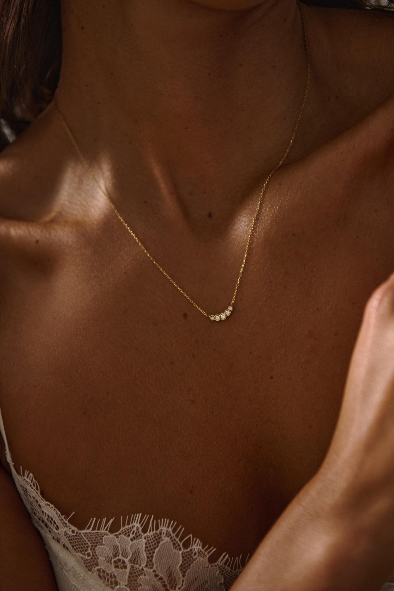 DAURIE NECKLACE
