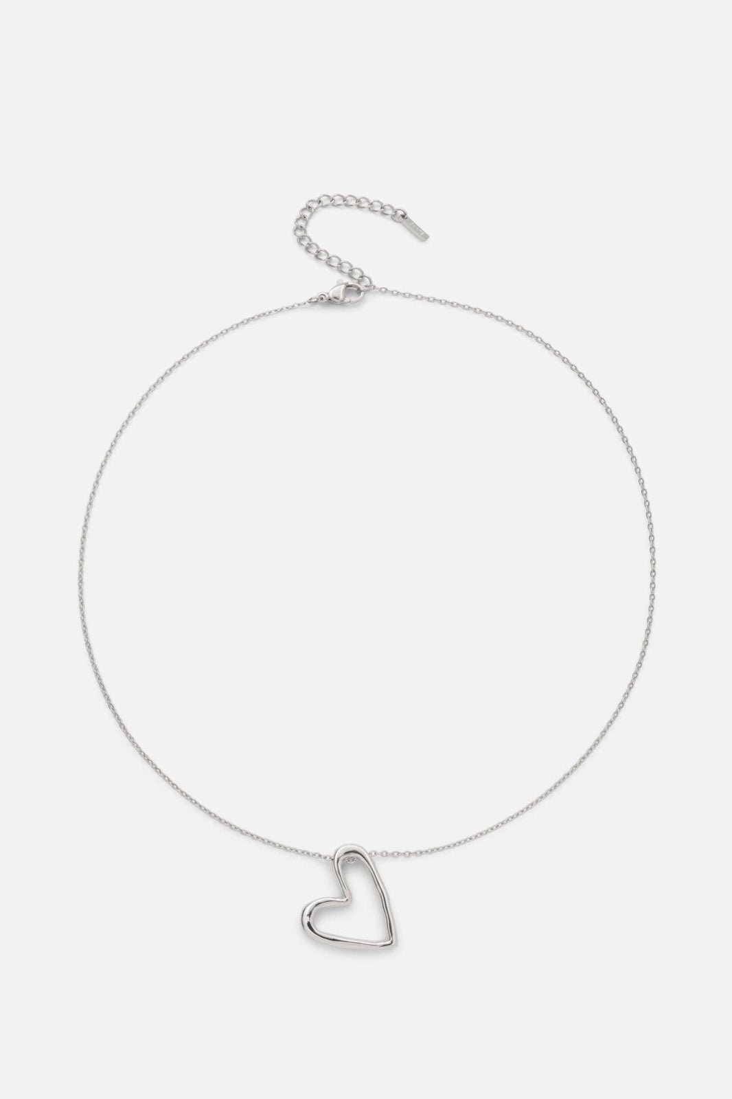 HEART NECKLACE