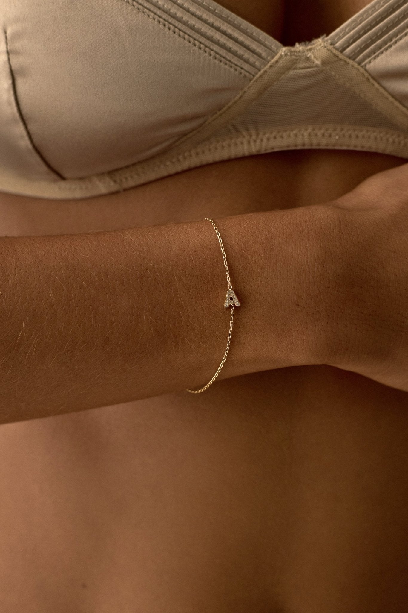 LETTER BRACELET (A-Z)