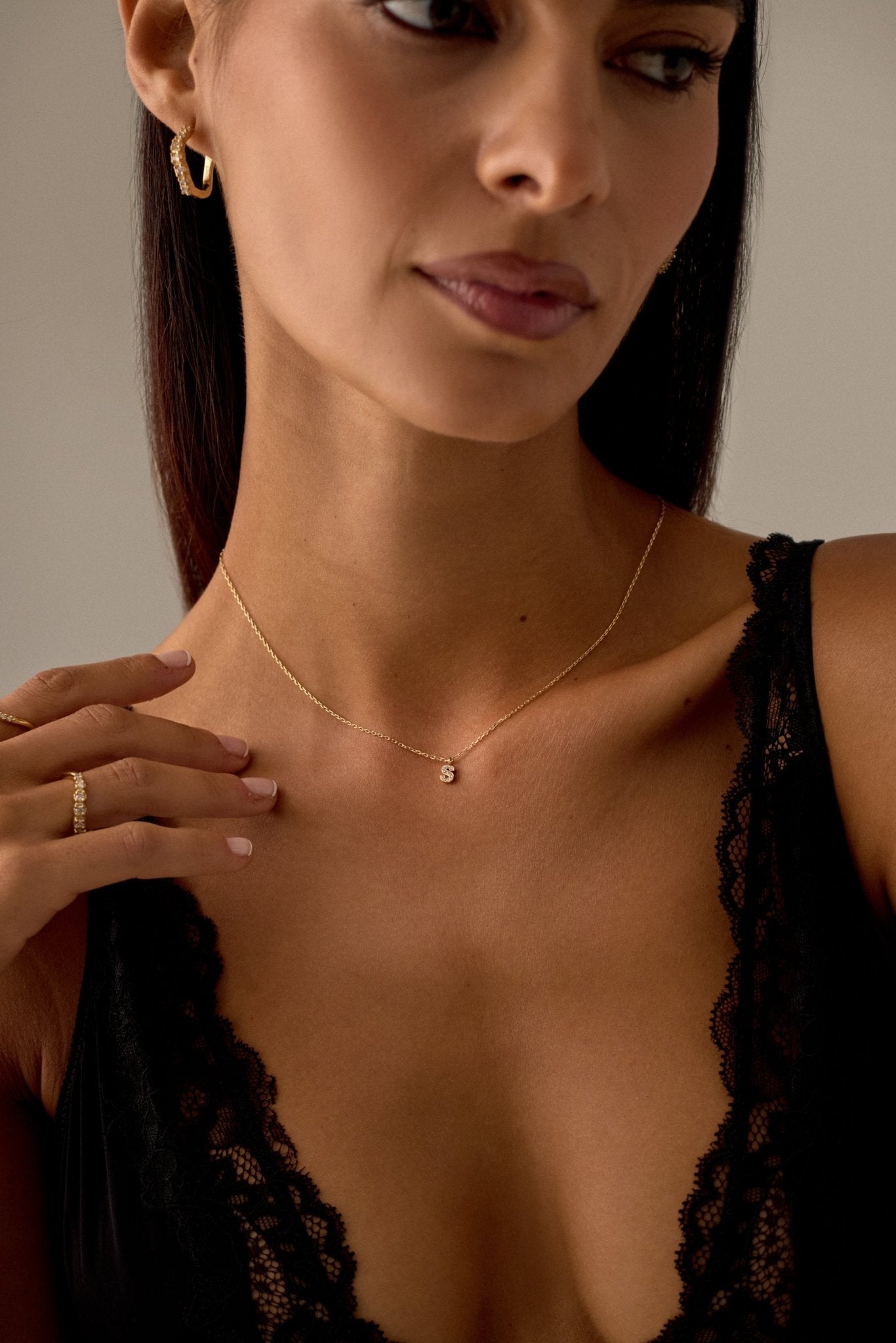 LETTER NECKLACE (A-Z)