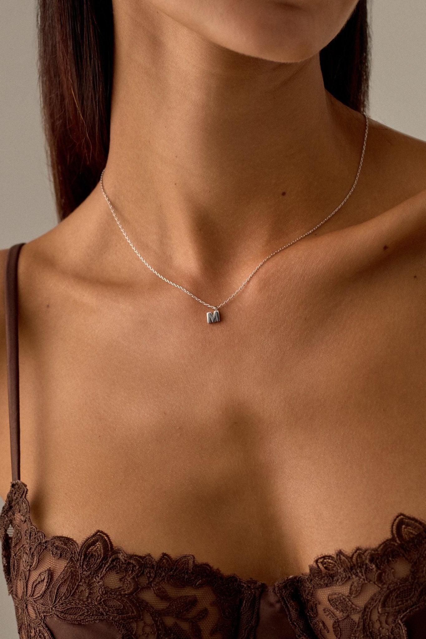 LETTER POLISHED NECKLACE (A-Z)