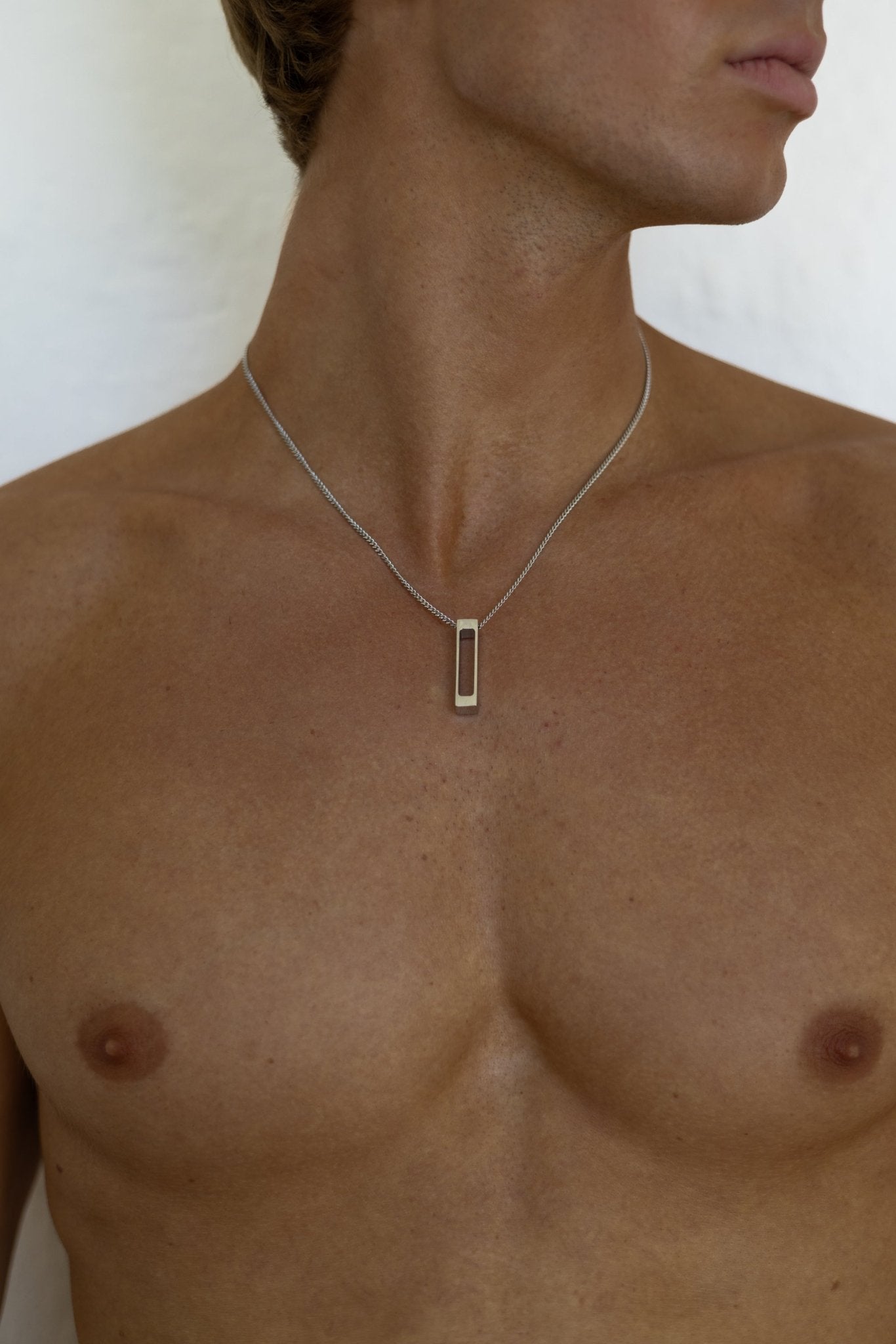 TUNNEL NECKLACE
