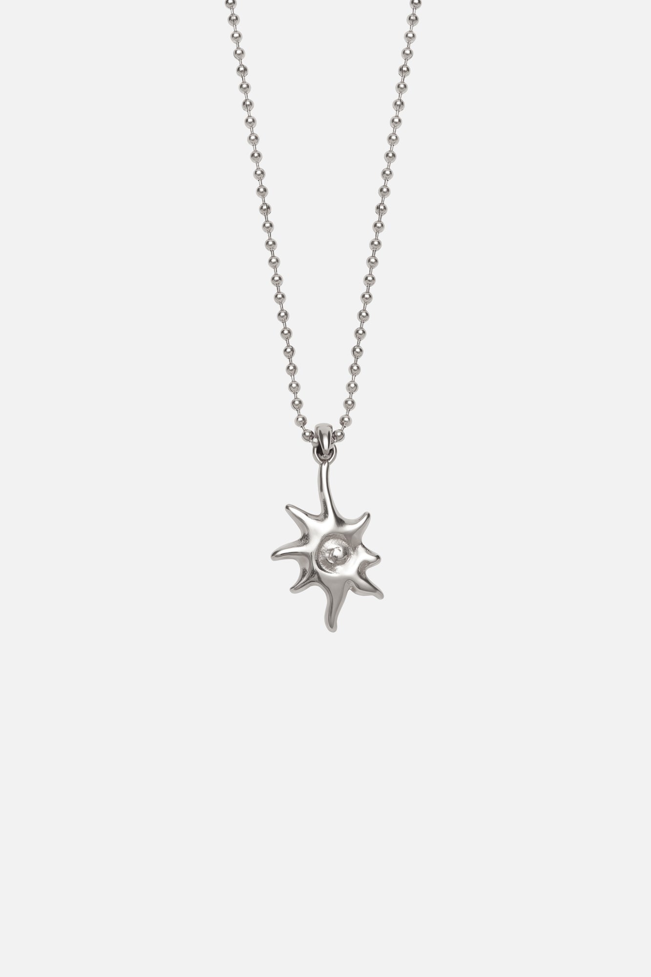 ARA NECKLACE