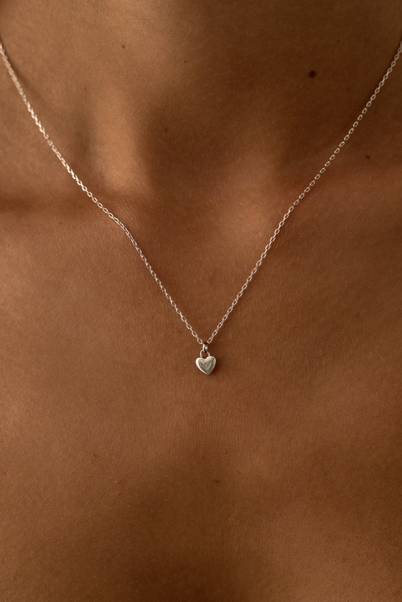 AMY NECKLACE