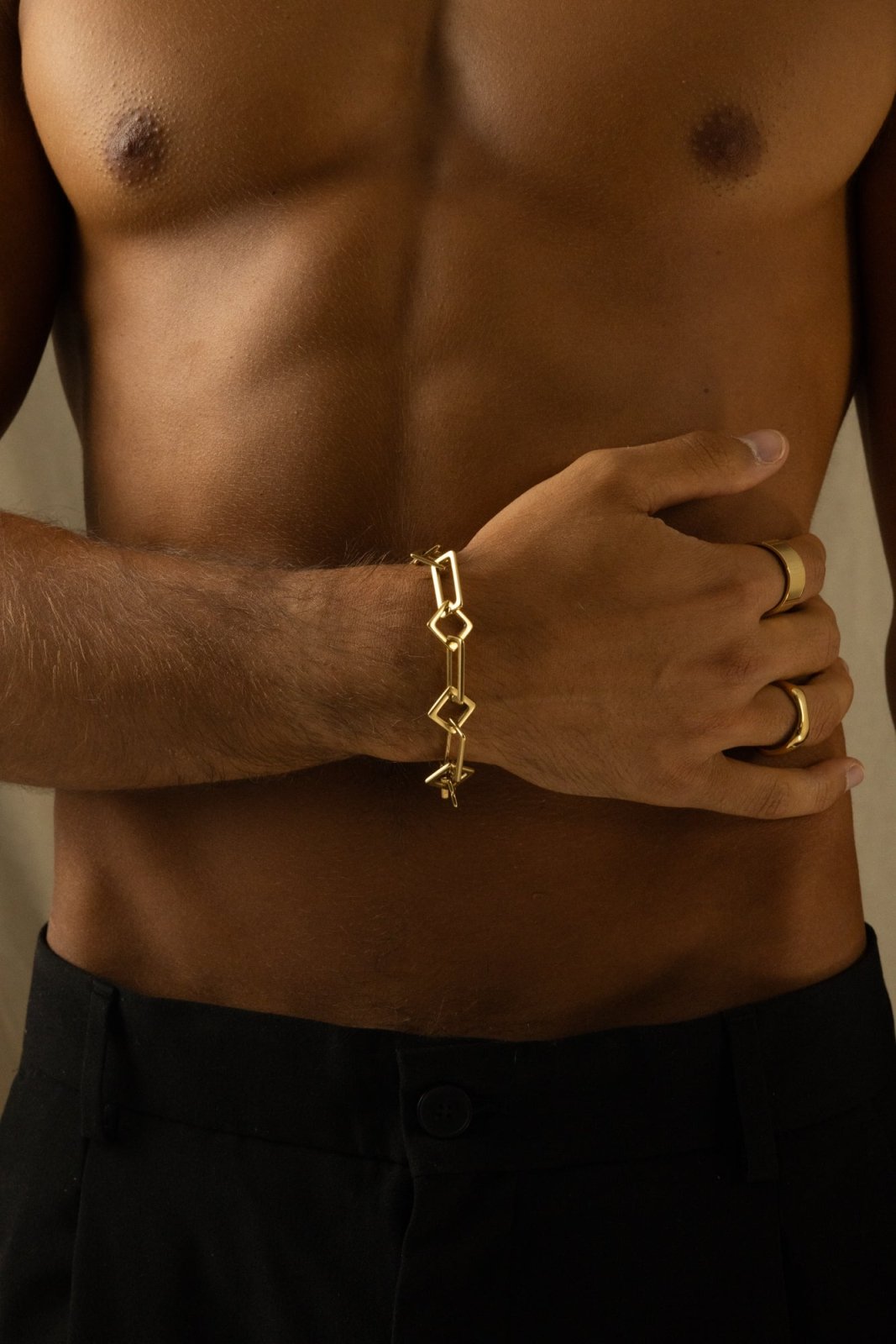 ARC BRACELET