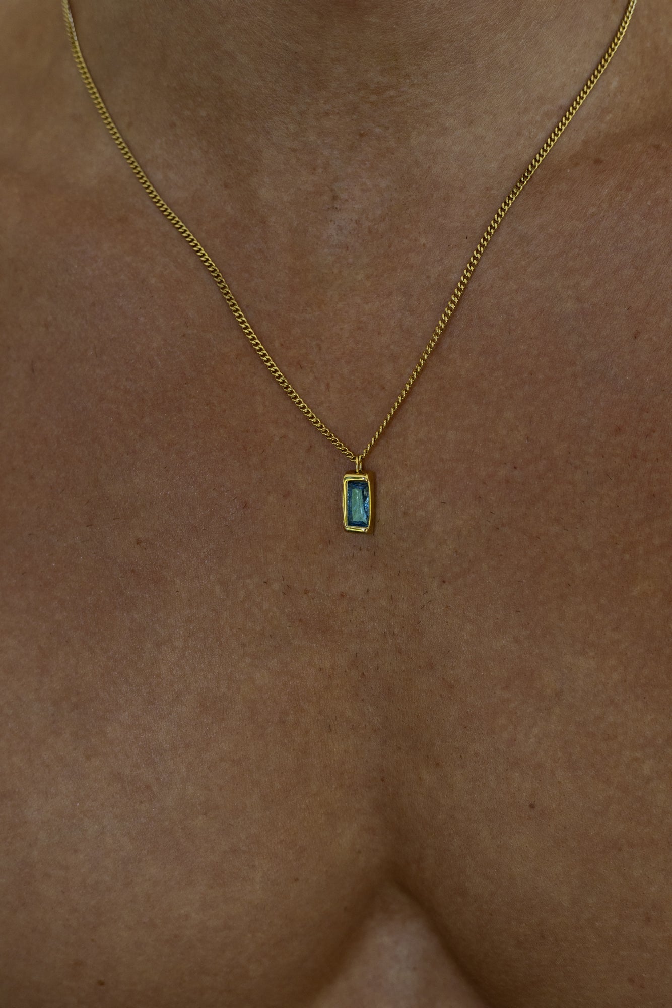 ATLAS NECKLACE