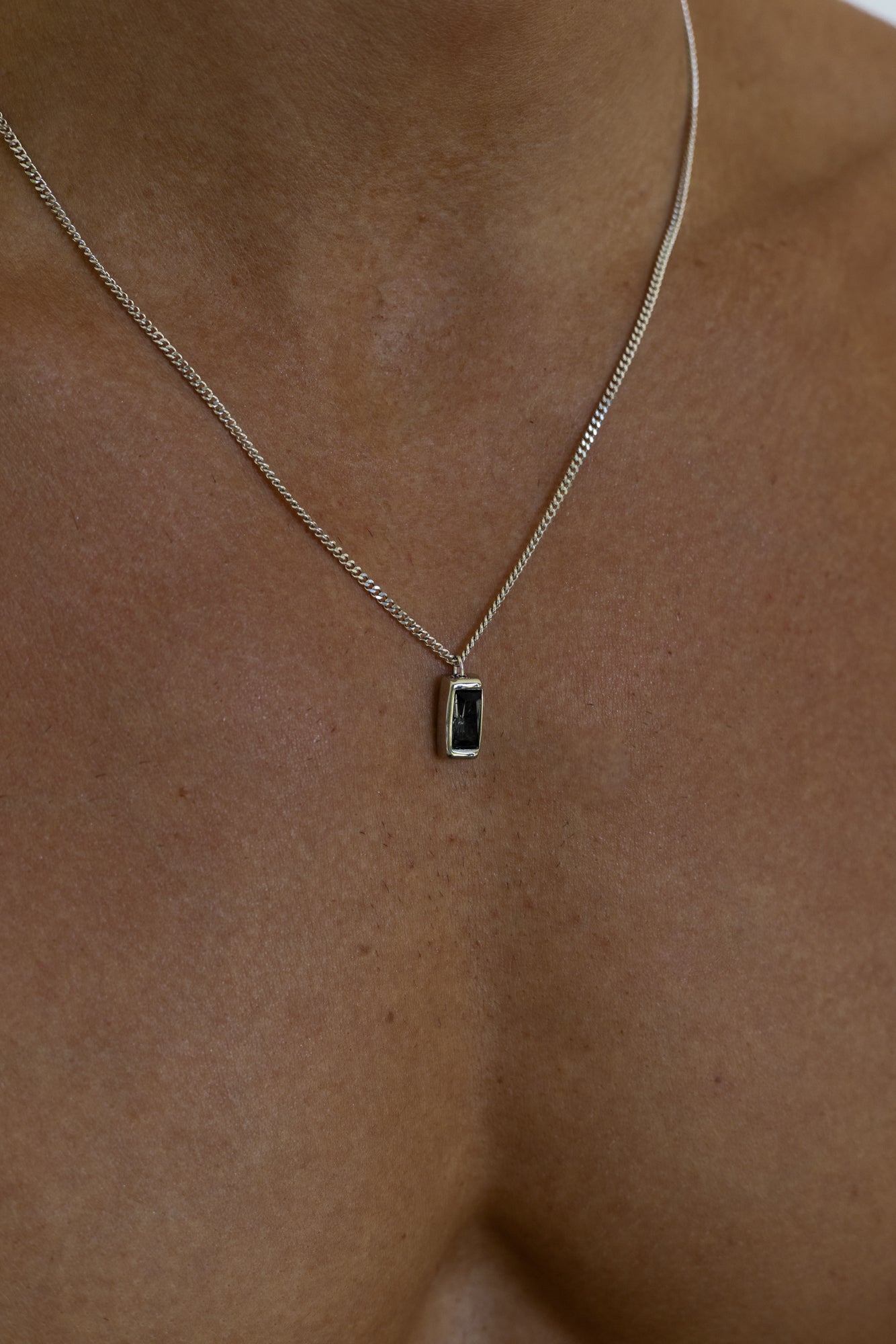 ATLAS NECKLACE