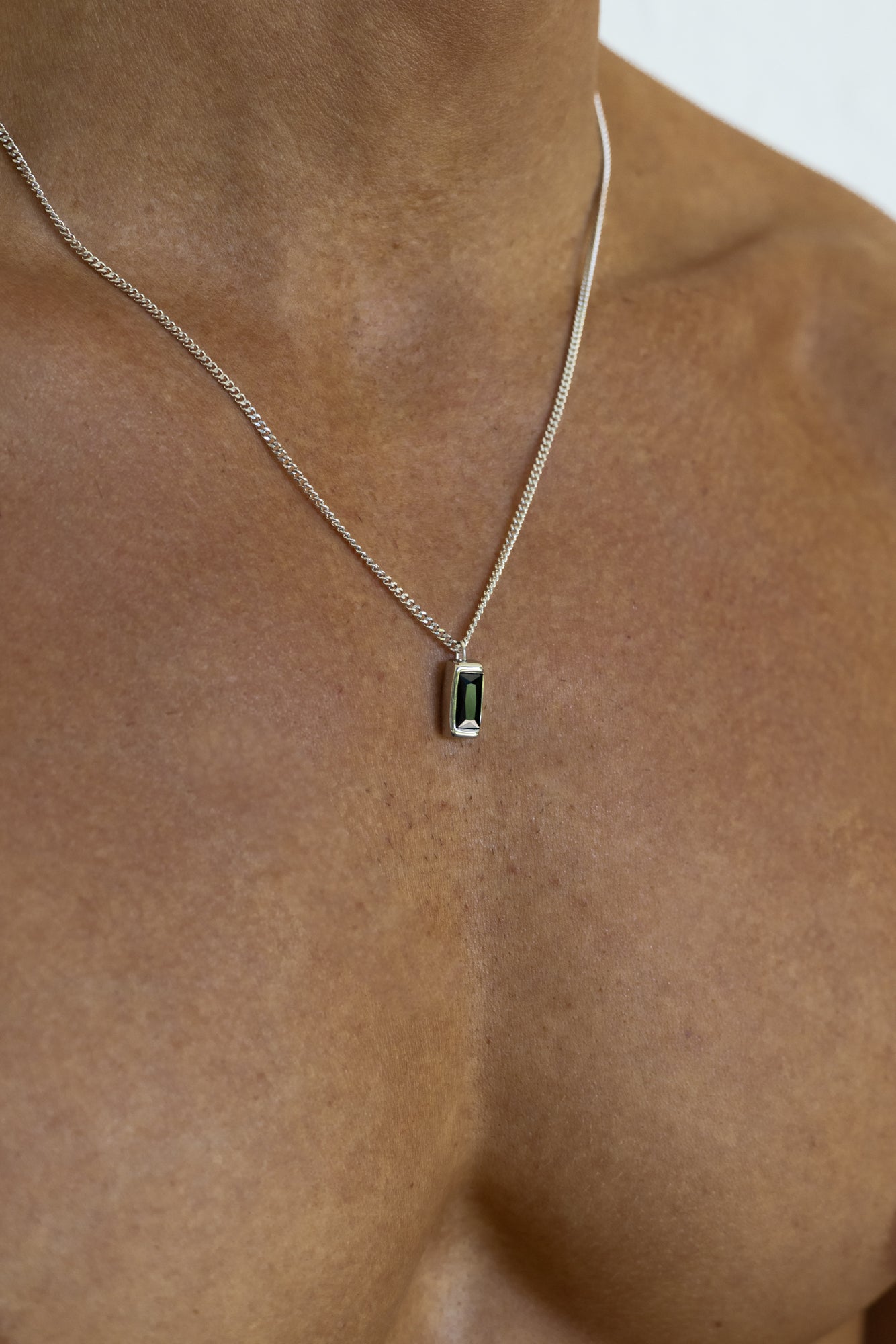 ATLAS NECKLACE