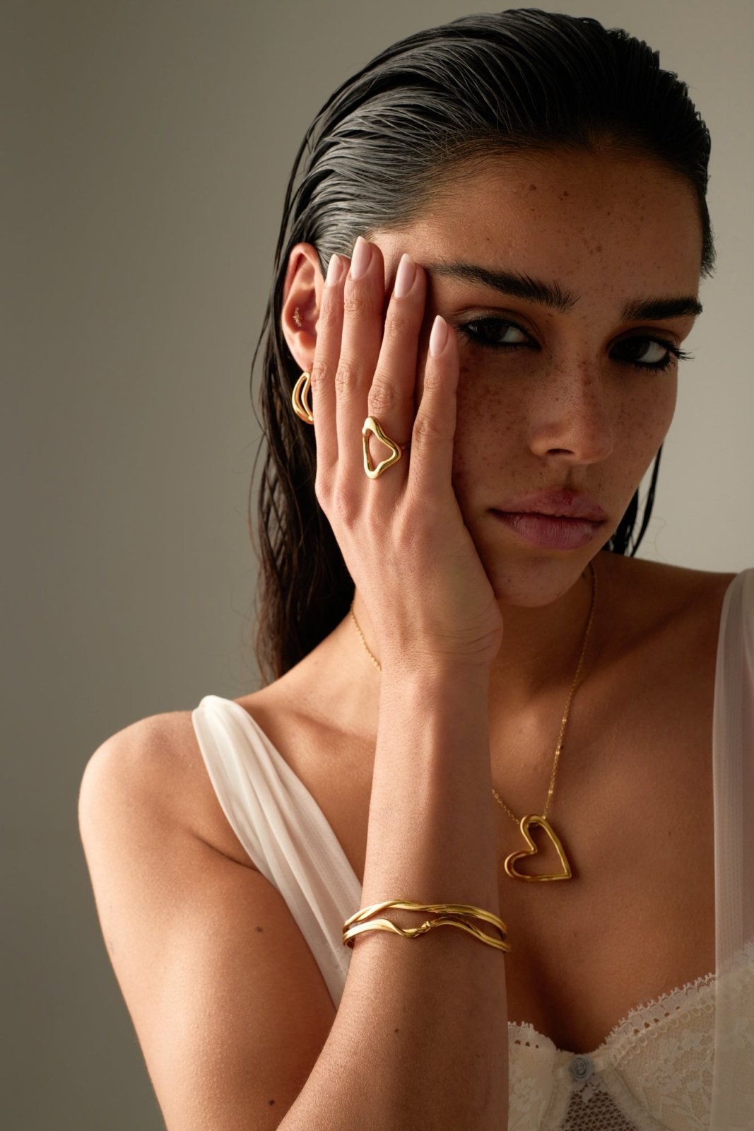 BORA RING