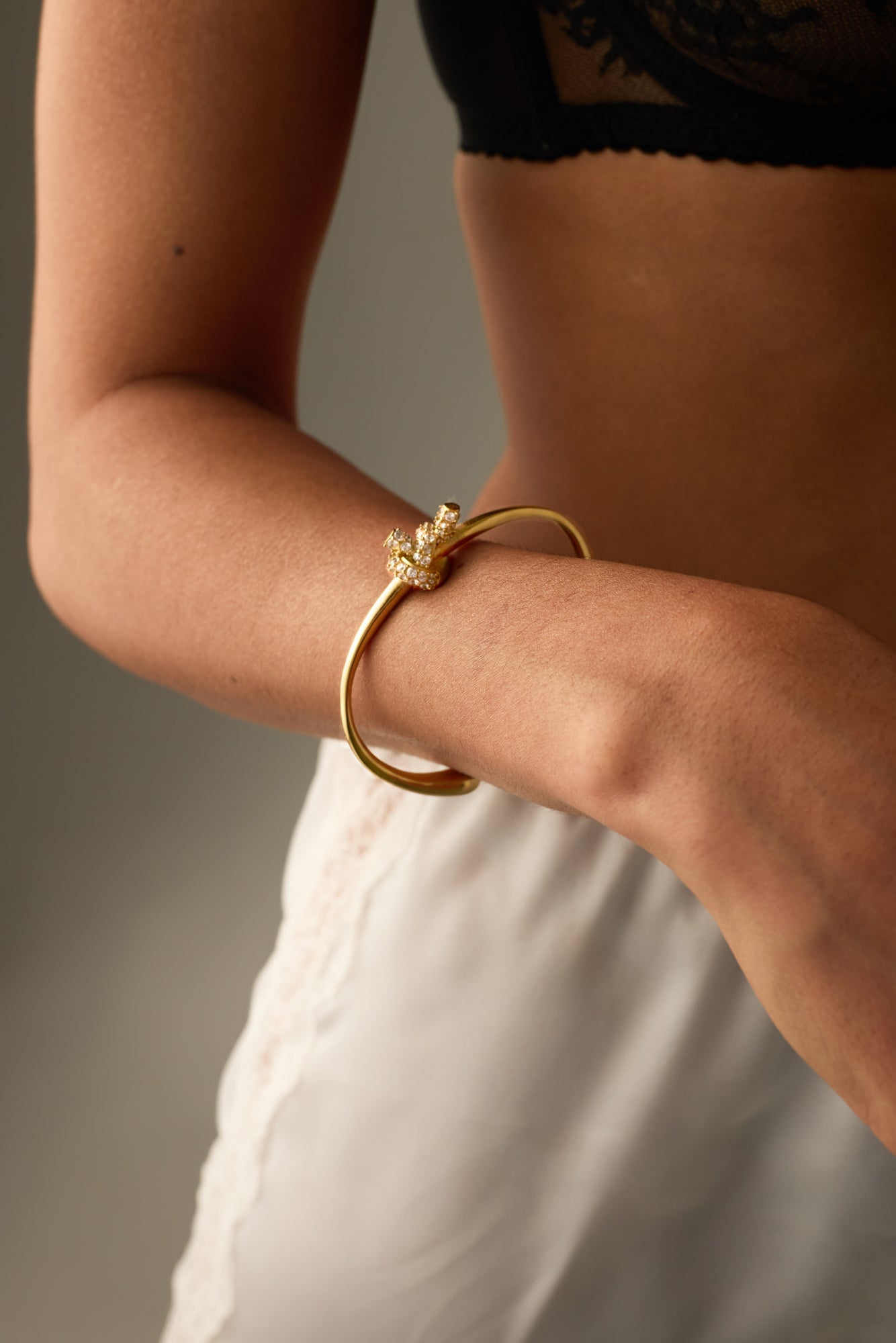 CORAL BRACELET