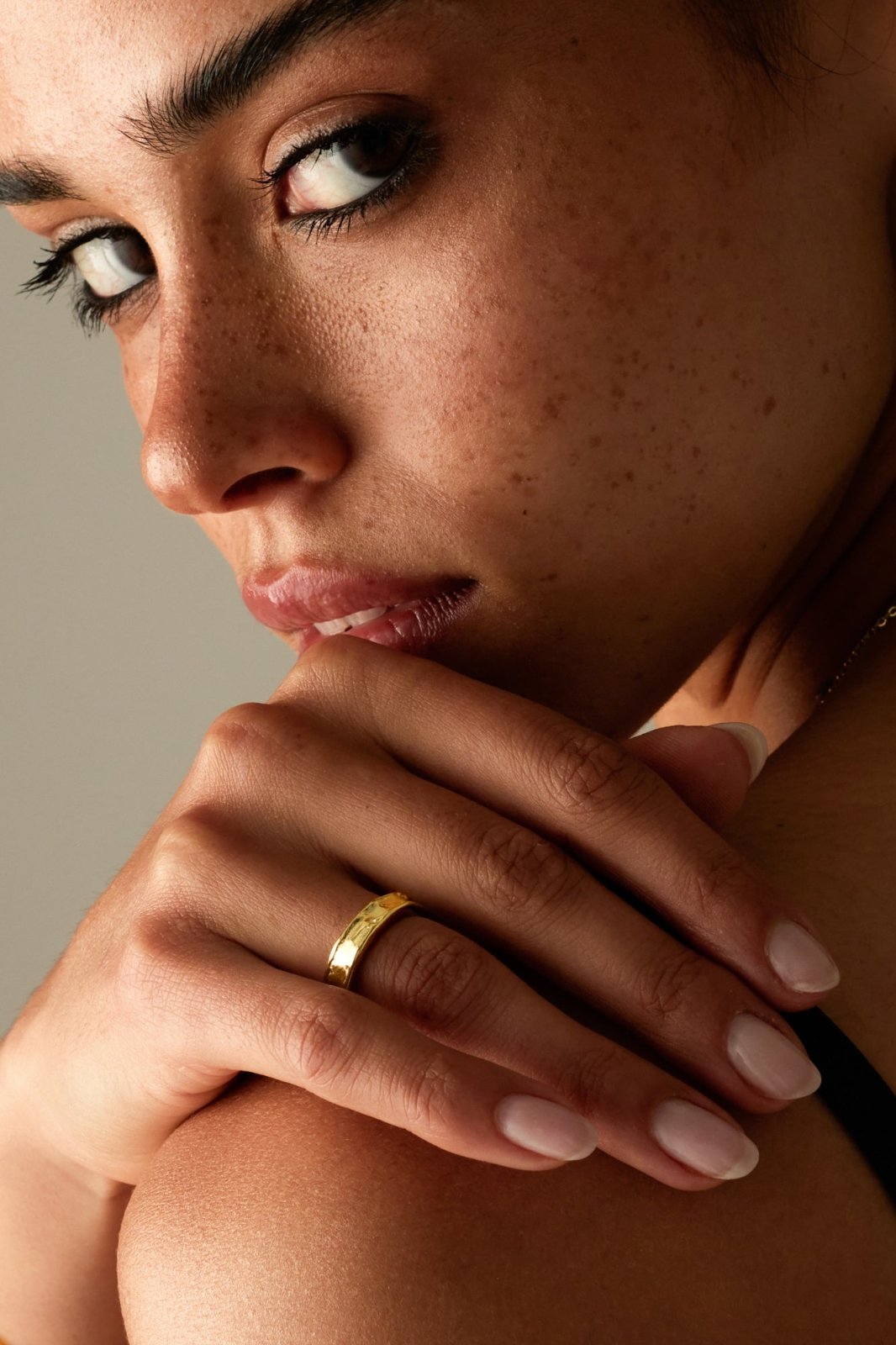 CORAL RING