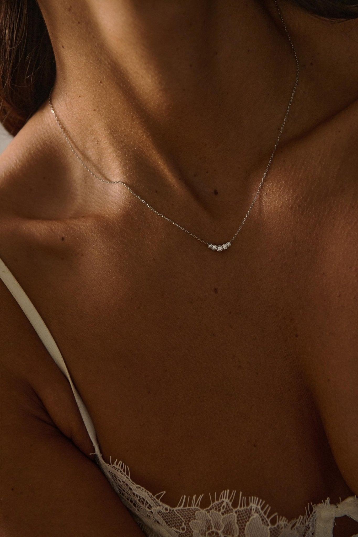 DAURIE NECKLACE
