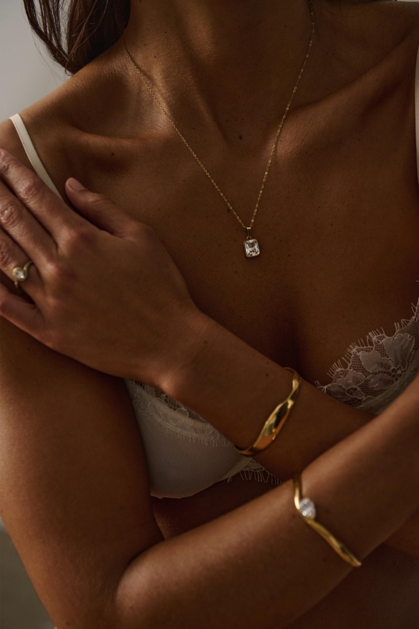 DAWNÉ NECKLACE