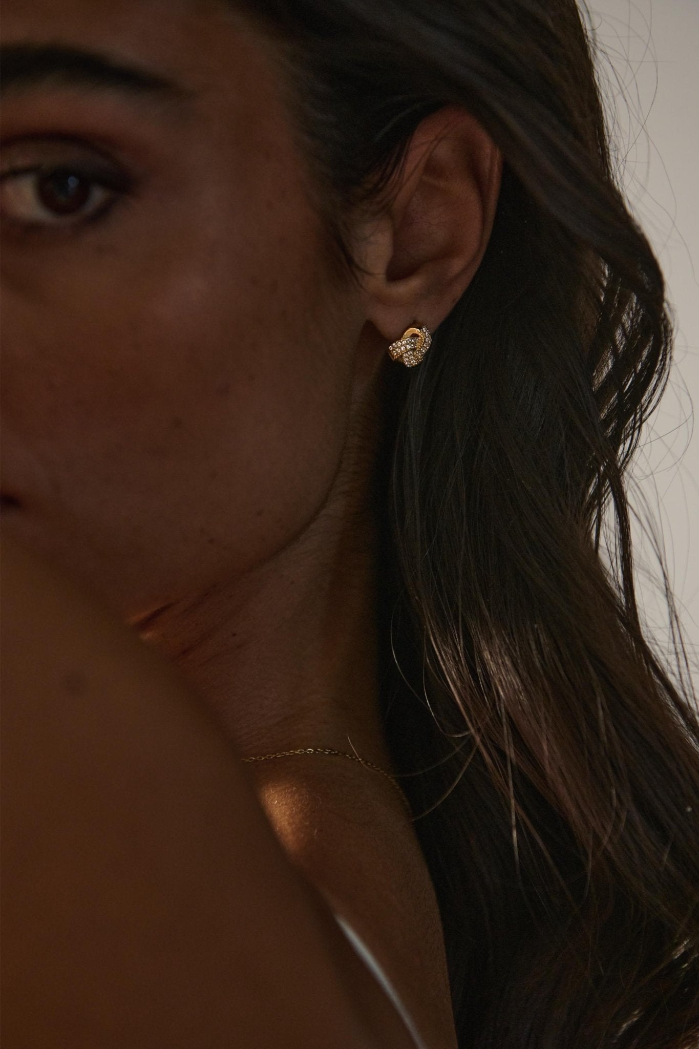 ELESTE EARRINGS