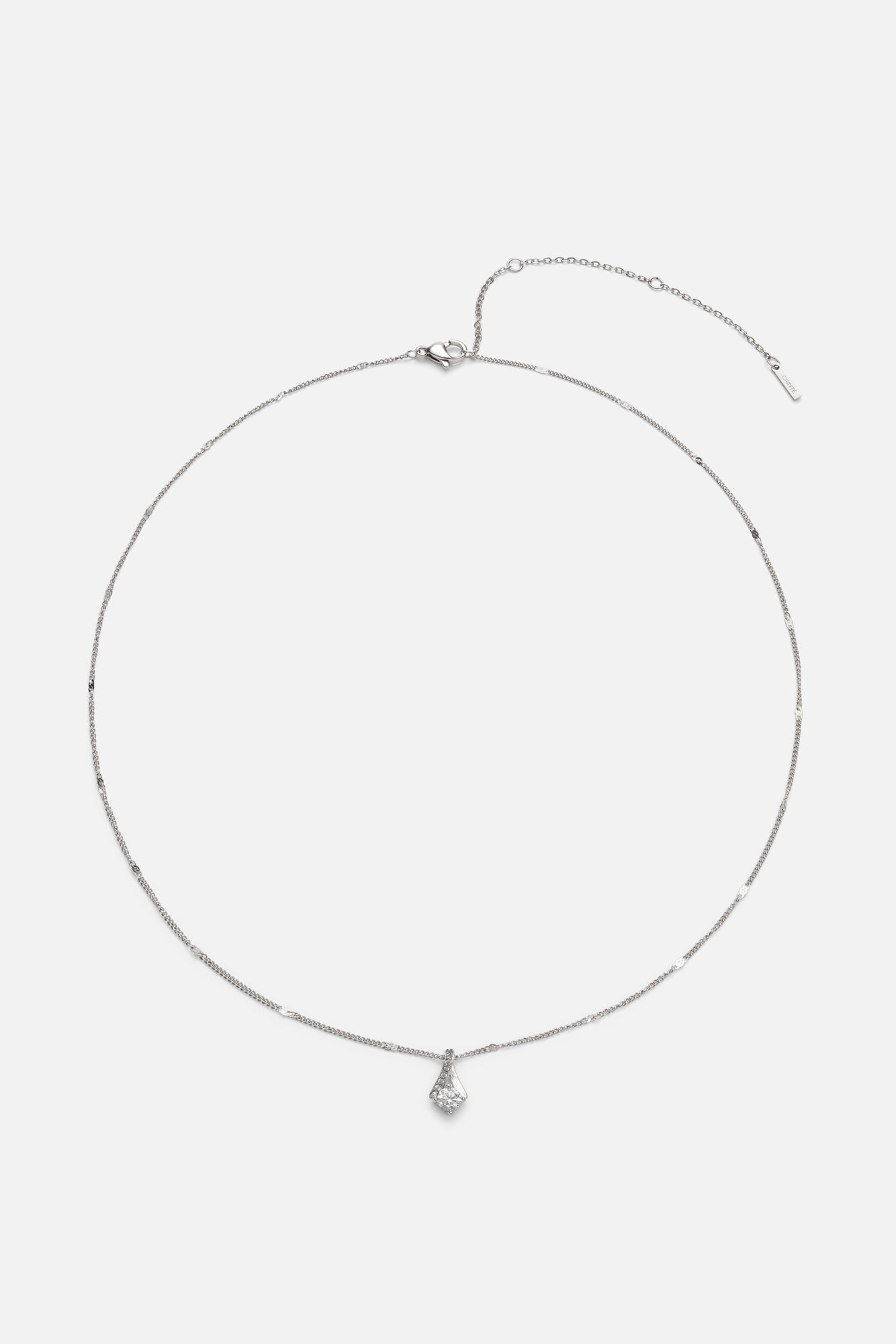 GARDENIA NECKLACE