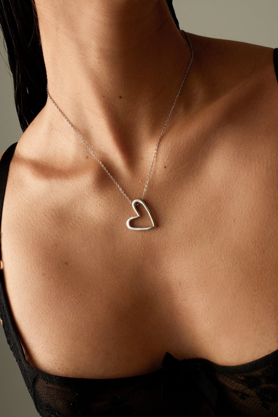 HEART NECKLACE