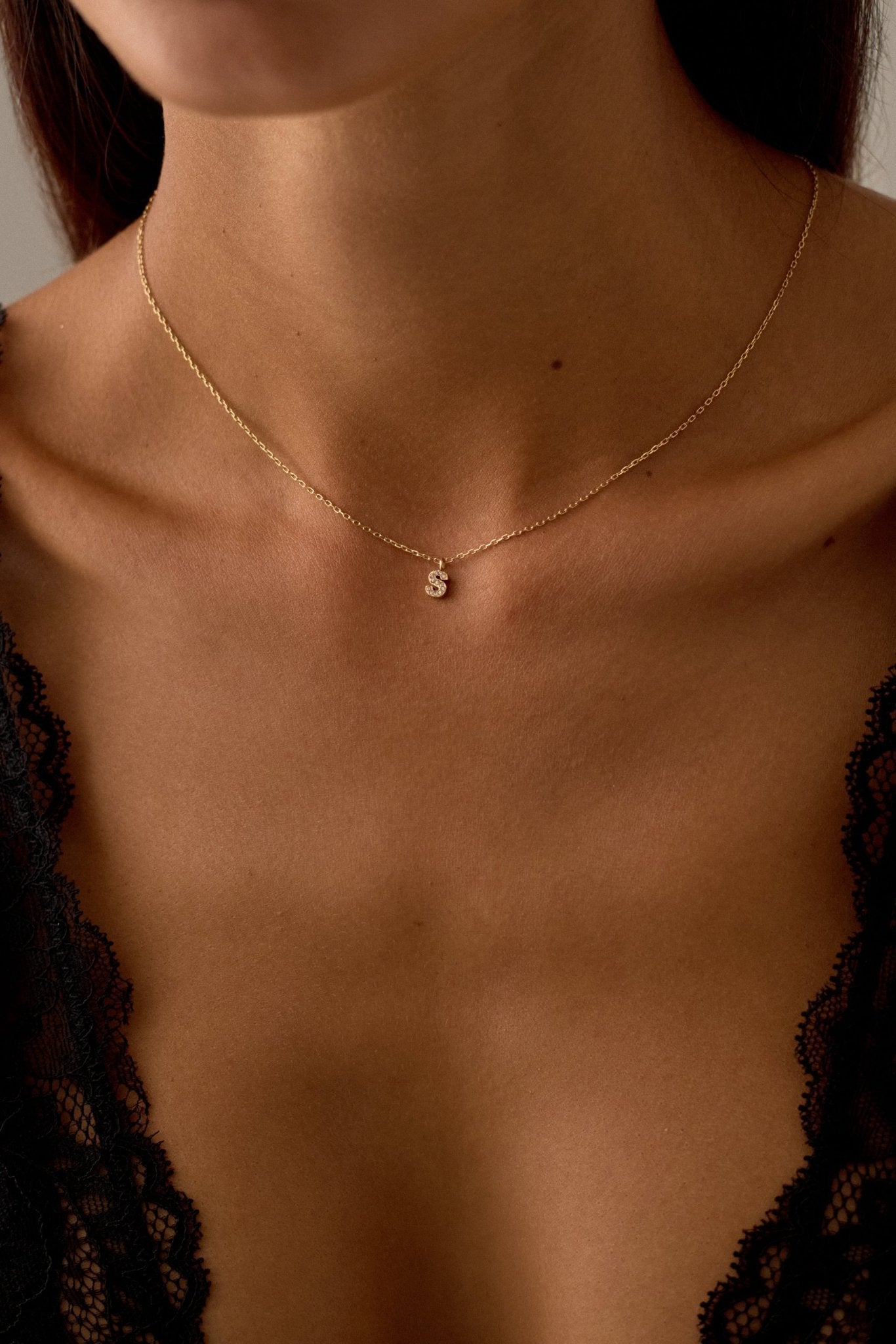 LETTER NECKLACE (A-Z)