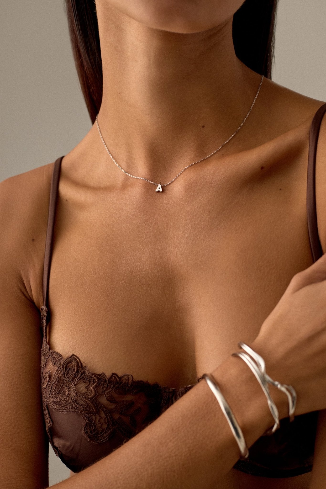 LETTER POLISHED NECKLACE (A-Z)