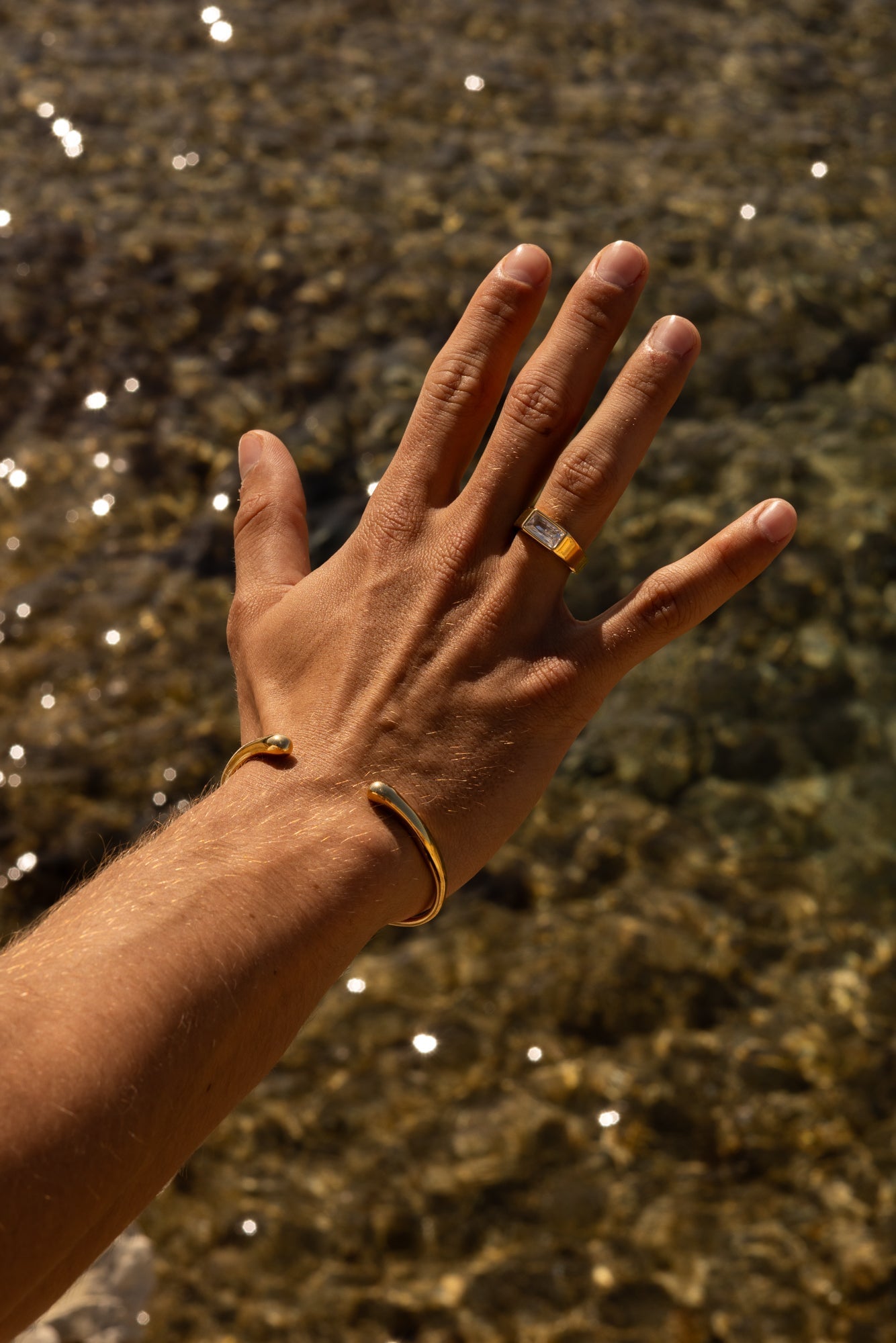 LUCKY RING