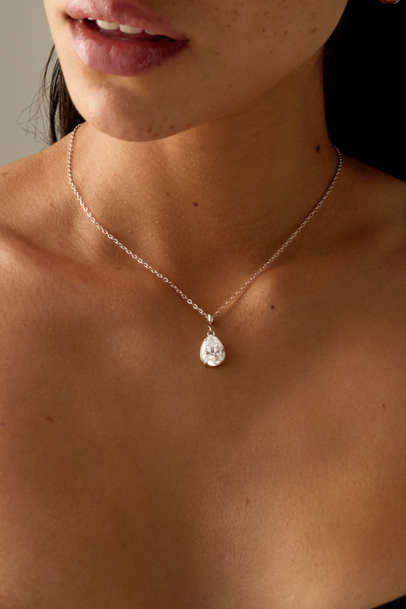 MUSE NECKLACE