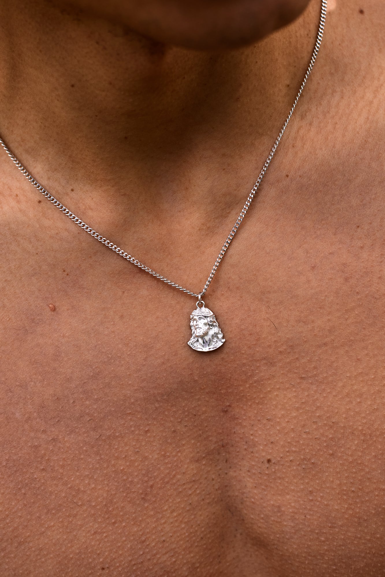 SAINT NECKLACE