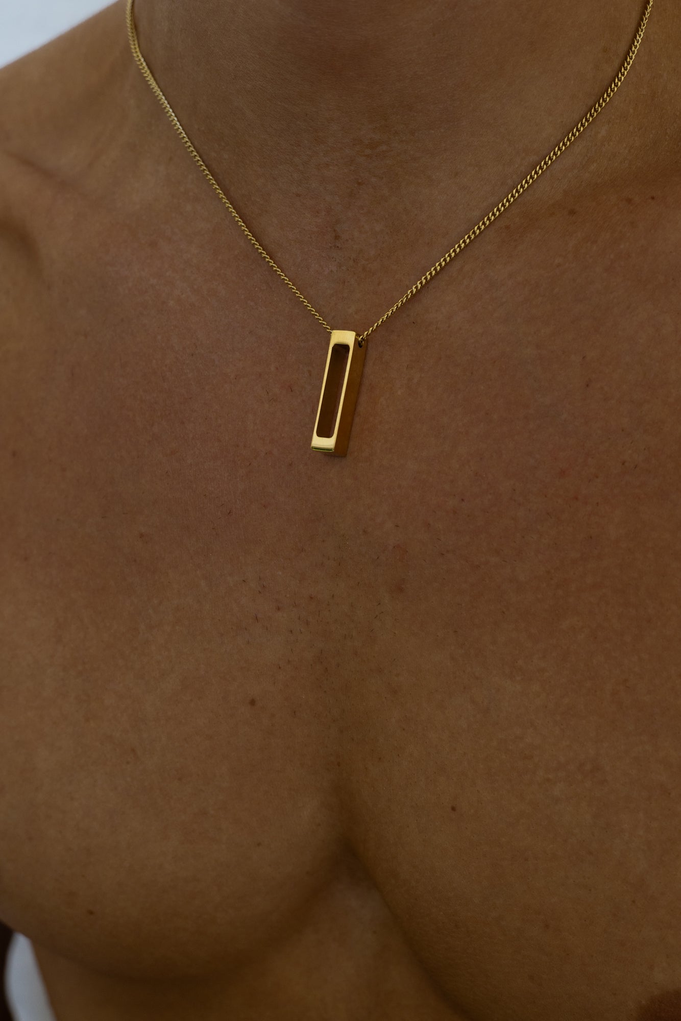 TUNNEL NECKLACE